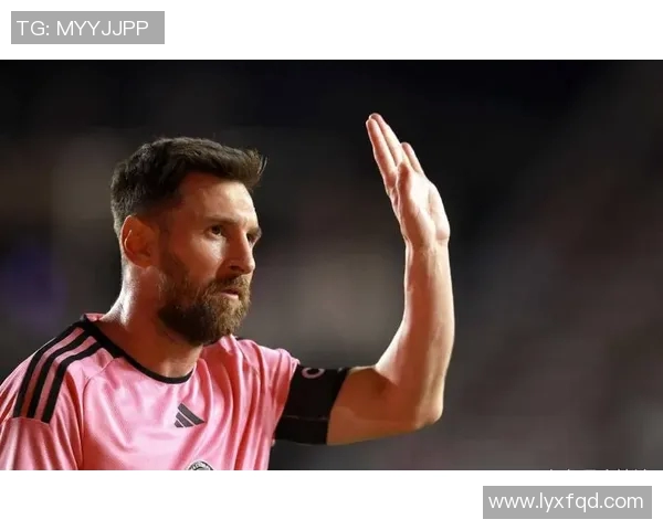 亚洲足球明星的魅力与风采展现帅气风范的运动偶像